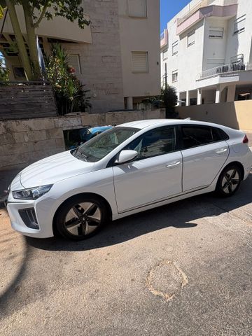 יונדאי איוניק