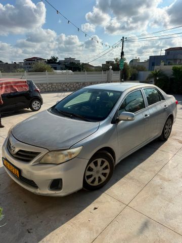 טויוטה קורולה