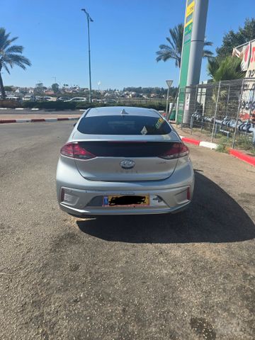 יונדאי איוניק