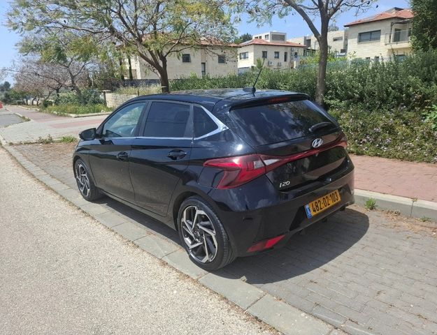 יונדאי i20