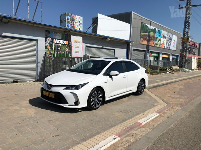 טויוטה קורולה