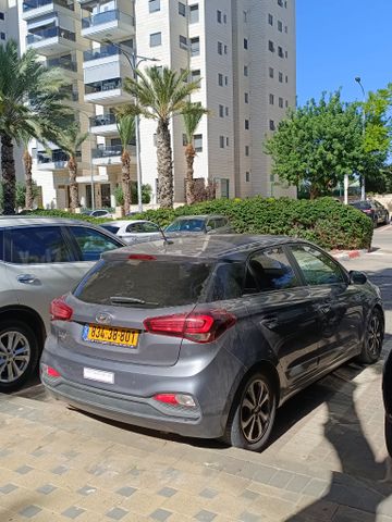 יונדאי i20