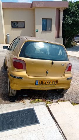 טויוטה יאריס