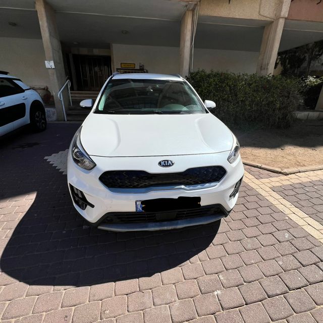 קיה נירו