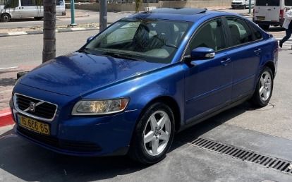 וולוו S40