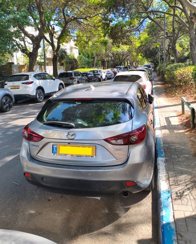 מאזדה 3