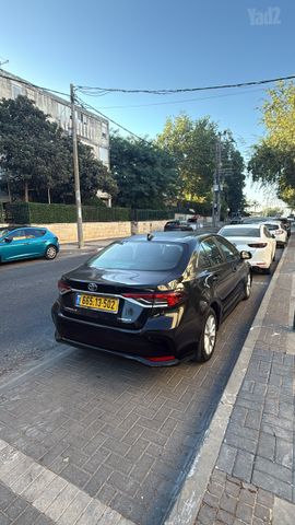 טויוטה קורולה