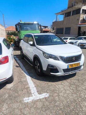 פיג'ו 3008