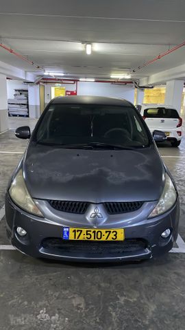 מיצובישי גרנדיס