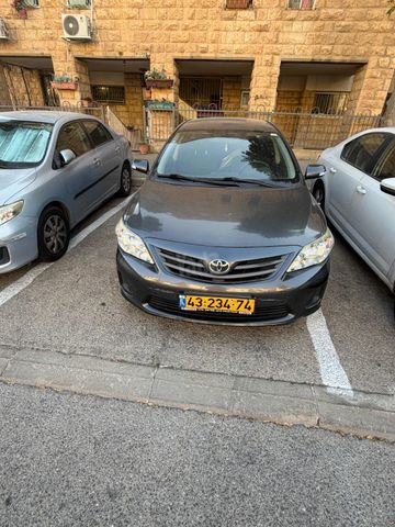 טויוטה קורולה