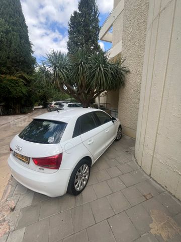 מודעת רכב אאודי A1