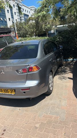 מיצובישי לנסר