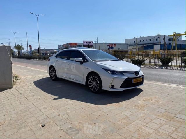 מודעת רכב טויוטה קורולה