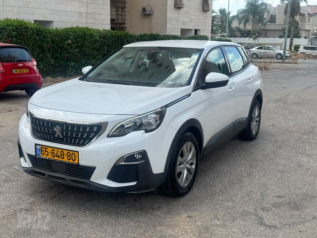 פיג'ו 3008