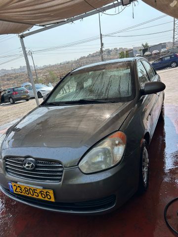 יונדאי אקסנט i25