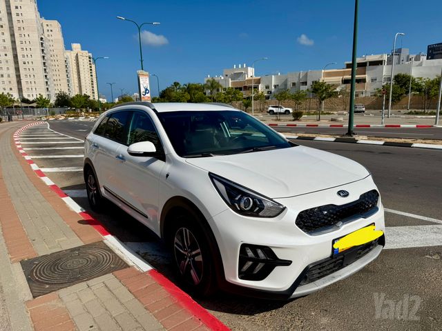 קיה נירו