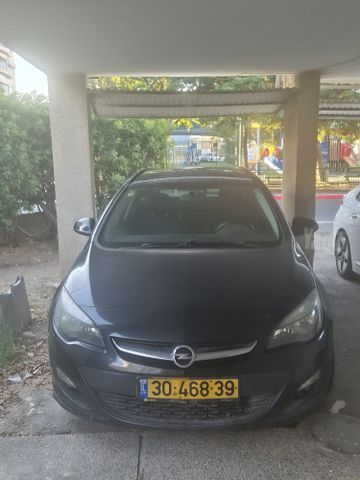 אופל אסטרה