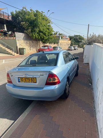 טויוטה קורולה
