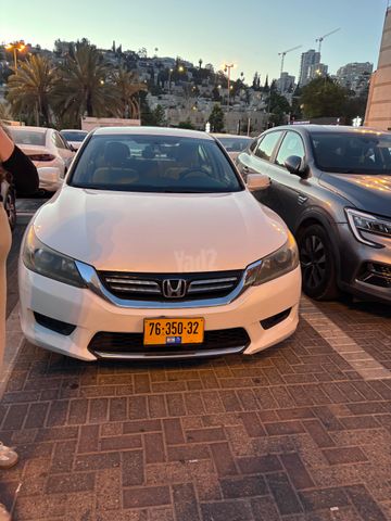 מודעת רכב הונדה אקורד