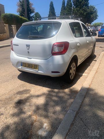 דאצ'יה סנדרו