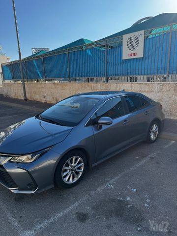 טויוטה קורולה