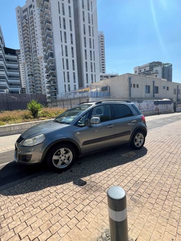 סוזוקי SX4