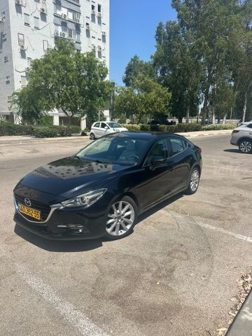 מאזדה 3