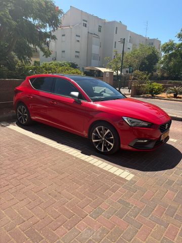 סיאט לאון