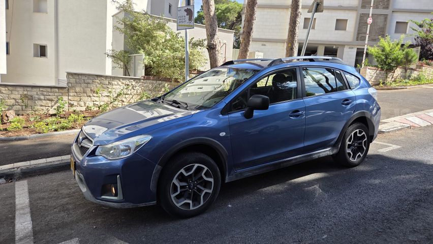 מודעת רכב סובארו XV