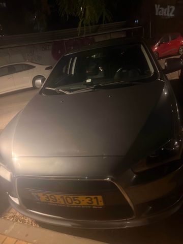 מיצובישי לנסר