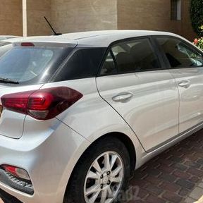 מודעת רכב יונדאי i20