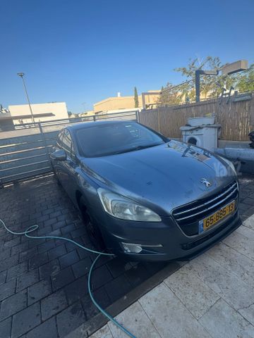 פיג'ו 508