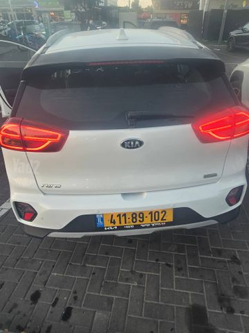 קיה נירו