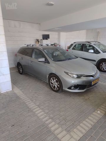טויוטה אוריס