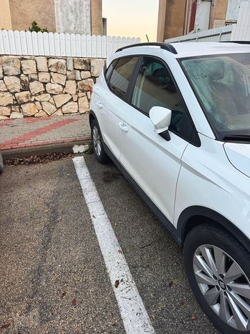 מודעת רכב סיאט ארונה