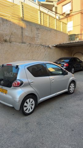 טויוטה אייגו