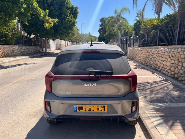 קיה פיקנטו