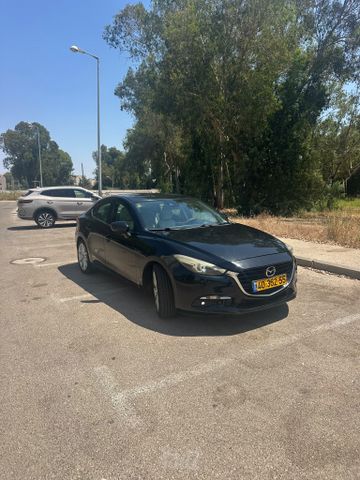 מודעת רכב מאזדה 3