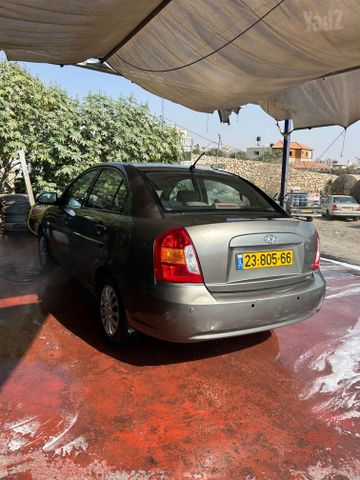 יונדאי אקסנט i25