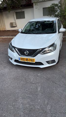 ניסאן סנטרה