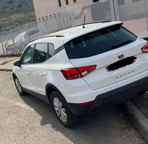סיאט ארונה