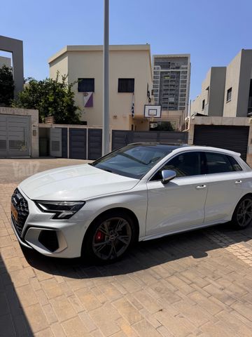 אאודי S3