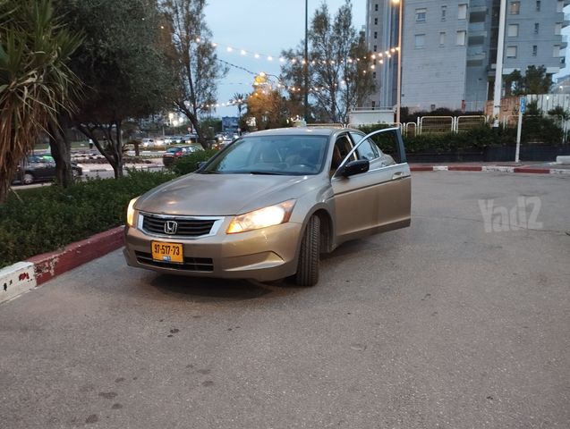 מודעת רכב הונדה אקורד
