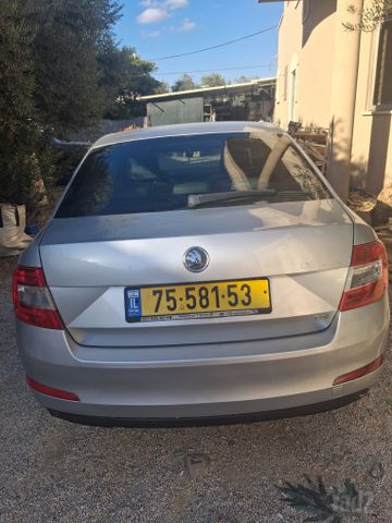 סקודה אוקטביה