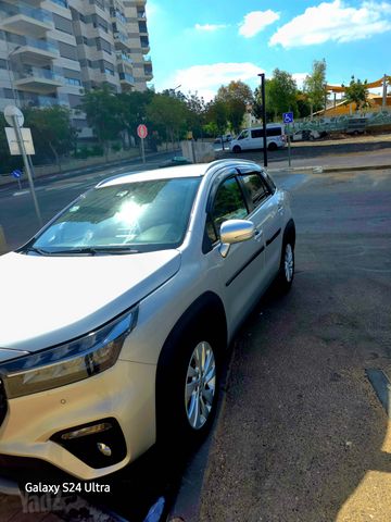 סוזוקי S-Cross