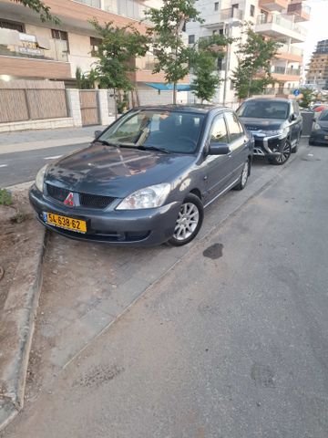 מיצובישי לנסר