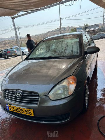 יונדאי אקסנט i25