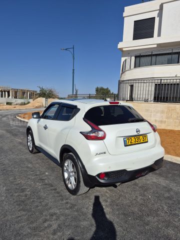 ניסאן ג'וק