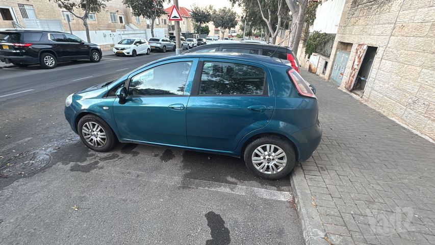 מודעת רכב פיאט פונטו