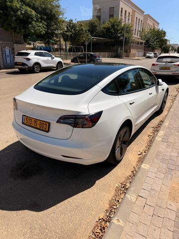 טסלה מודל 3